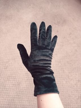 Vintage 90's Women's Black Stretch Velvet Gloves
